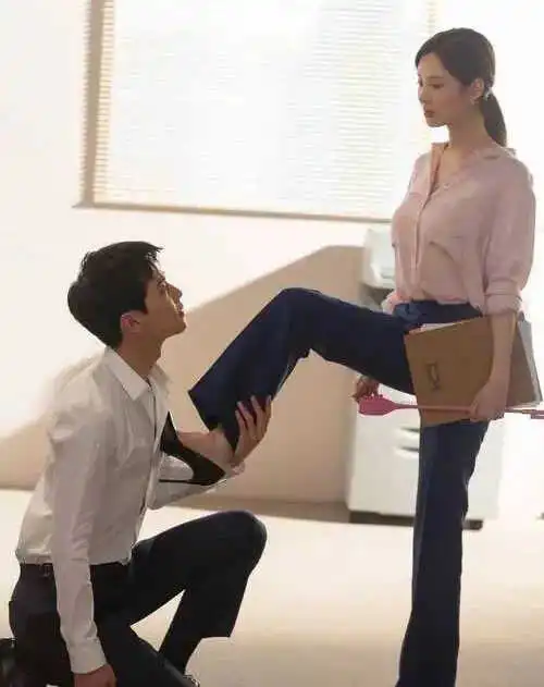 西檬之家BDSM入圈指南:新手如何建立信任与安全边界? 一